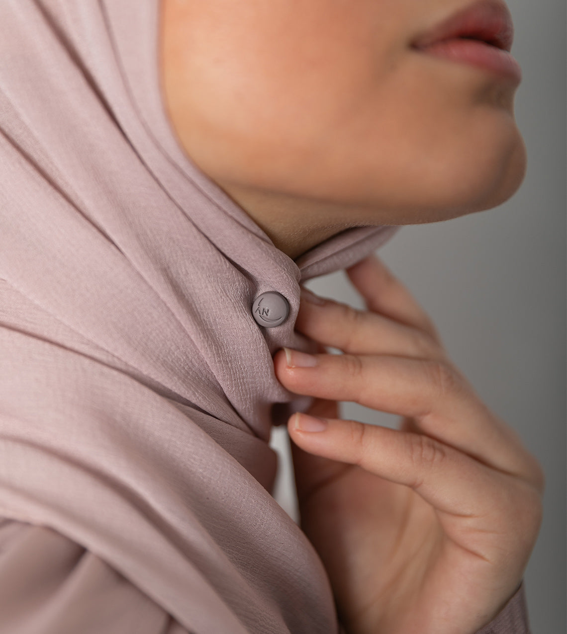 Grey Hijab Magnet
